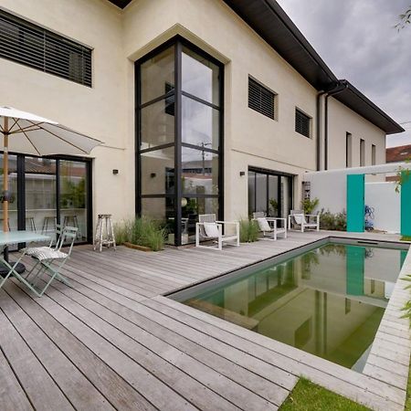 Spacious Bordeaux Family Home With Swimming Pool Exterior foto